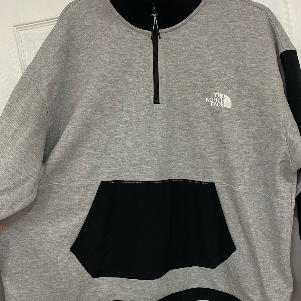 The North Face Women's Zip-Up Gray and Black Sweater - Picture 3 of 11